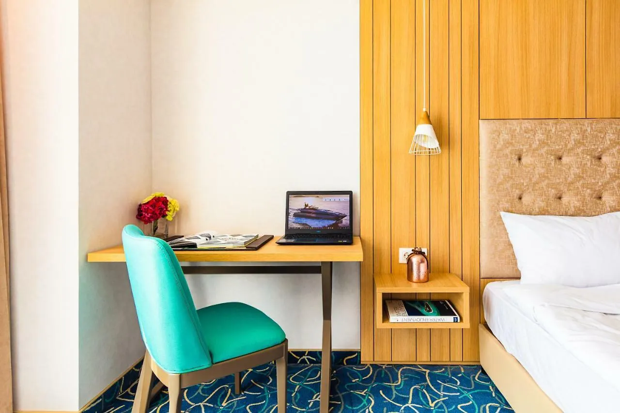 Marina Burgas Hotel 3*,